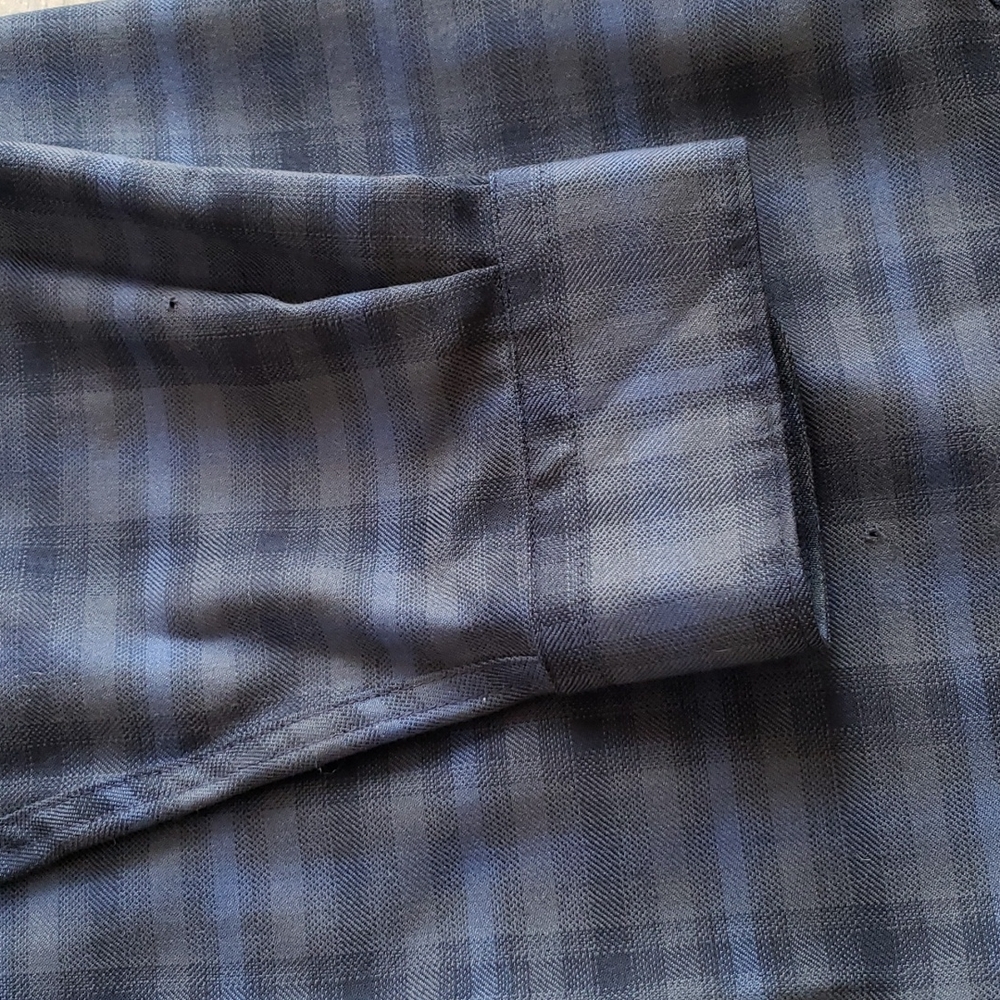 ❌SOLD❌Vintage Pendleton Woolen Blue Plaid Button Down Shirt - Picture 12 of 15